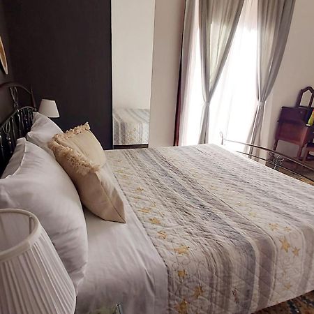 Boric Home -Centro Storico - Napoli Bagian luar foto